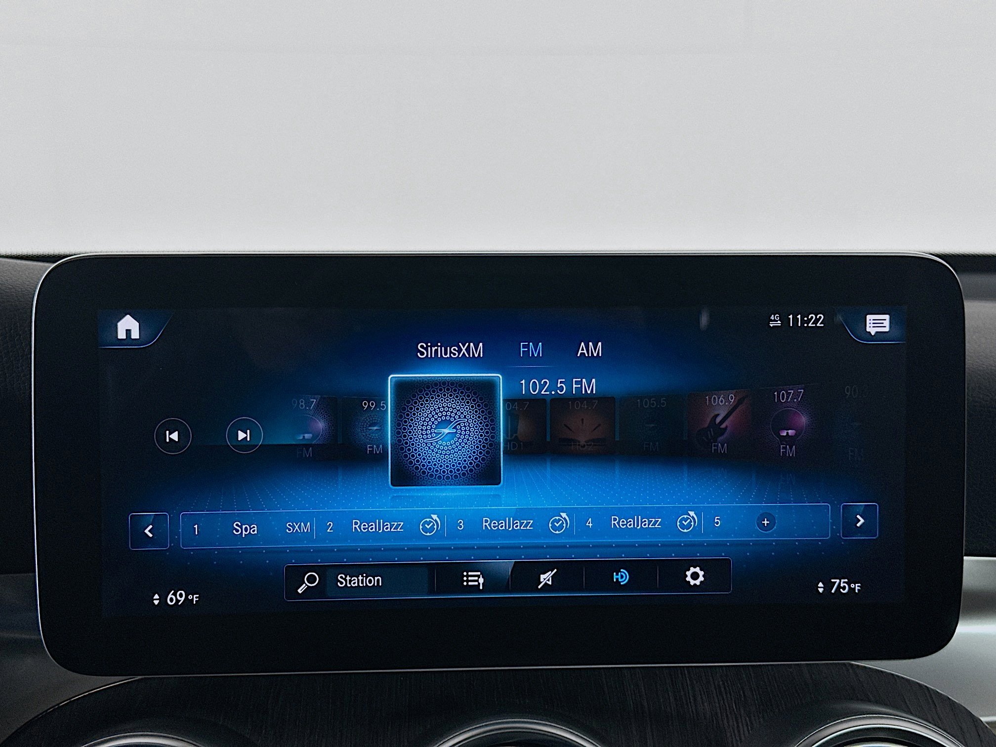 Used 2022 Mercedes-Benz GLC 300 GLC 300 image 21