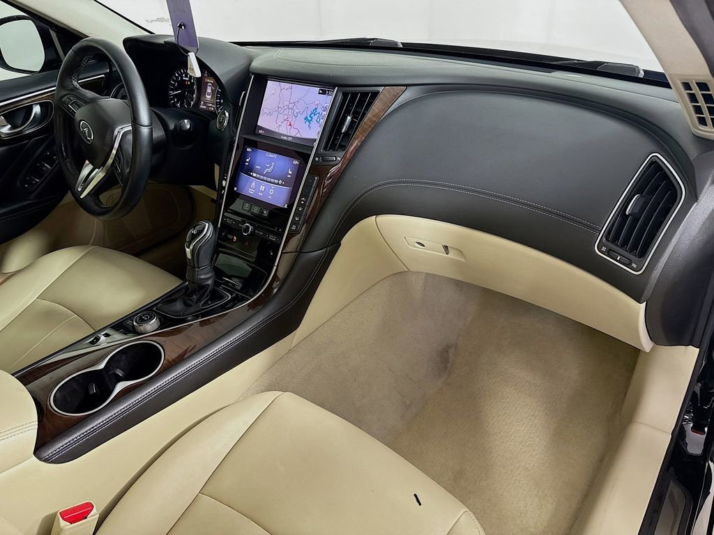 Used 2018 INFINITI Q50 Luxe w/ Essential Package (3.0T Luxe) RWD image 36