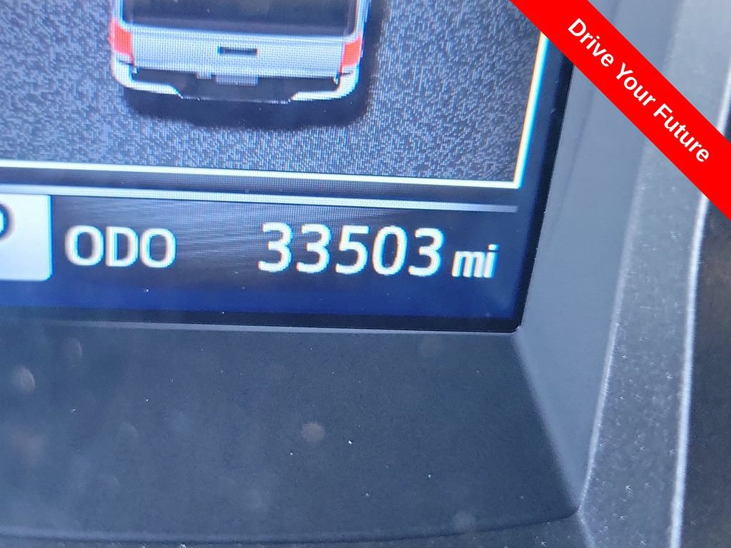 Used 2023 Toyota Tacoma TRD Off-Road w/ Technology Package RWD image 8
