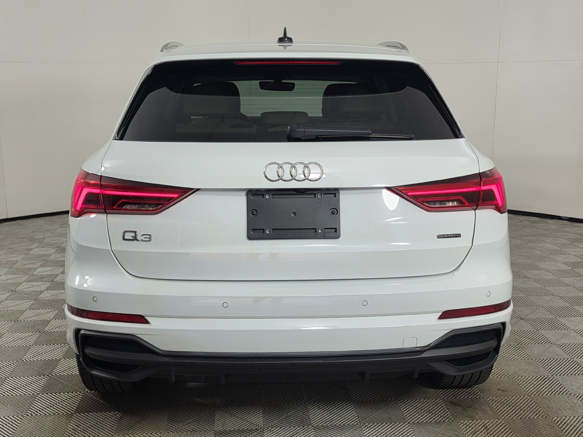 Used 2025 Audi Q3 2.0T Premium AWD/4WD image 40