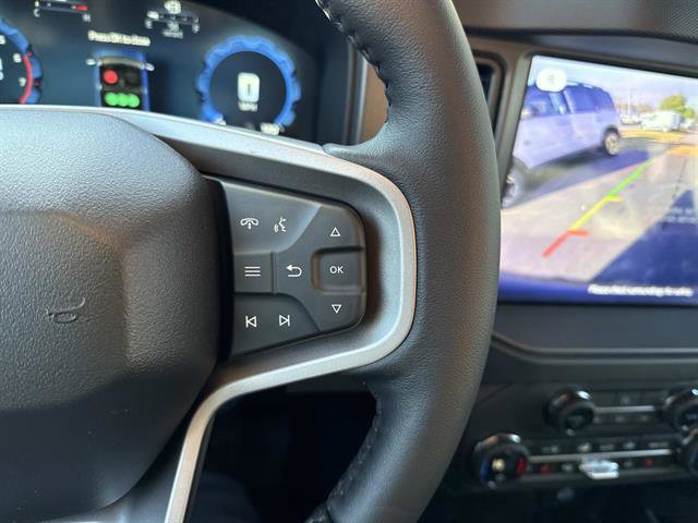 New 2025 Ford Bronco Badlands image 13