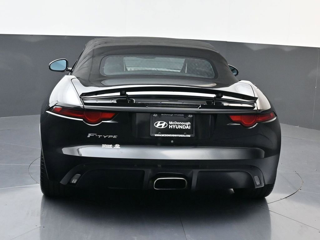 Used 2018 Jaguar F-TYPE Convertible image 4