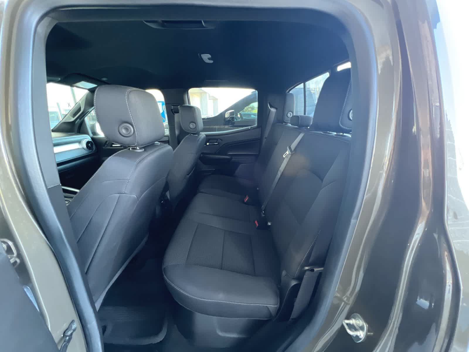 Used 2024 Chevrolet Colorado LT w/ LT Convenience Package RWD image 26