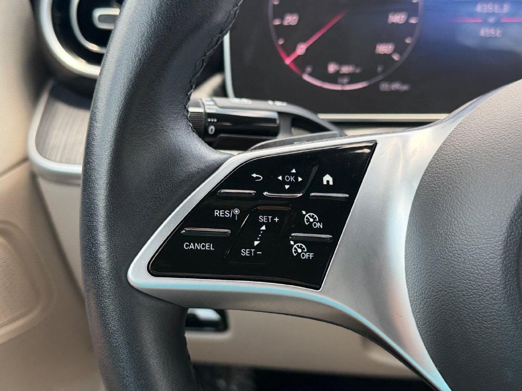 Used 2025 Mercedes-Benz C 300 4MATIC Sedan image 24