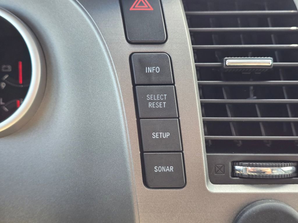 Used 2016 Toyota Sequoia Limited image 33