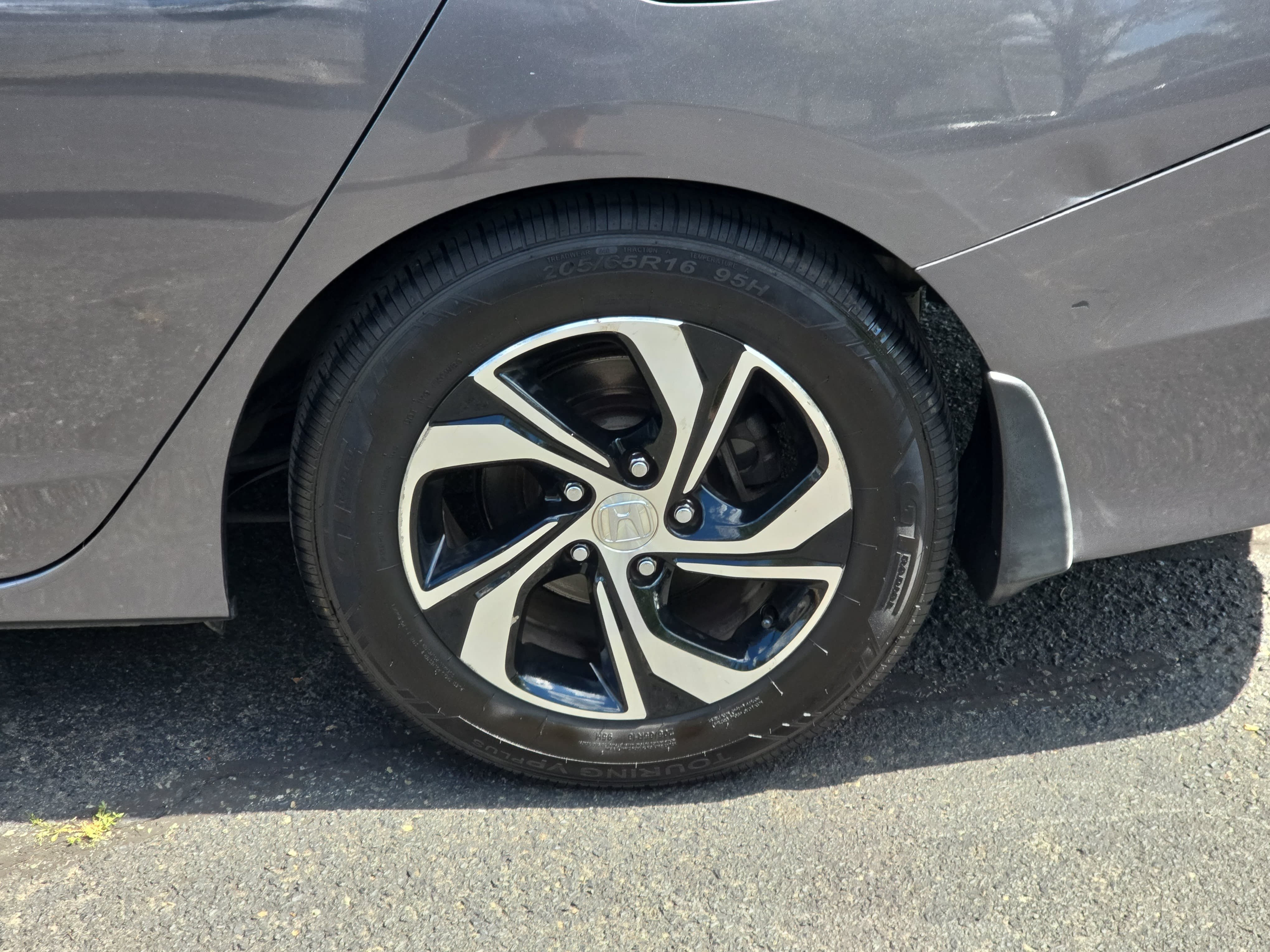 Used 2016 Honda Accord LX image 32