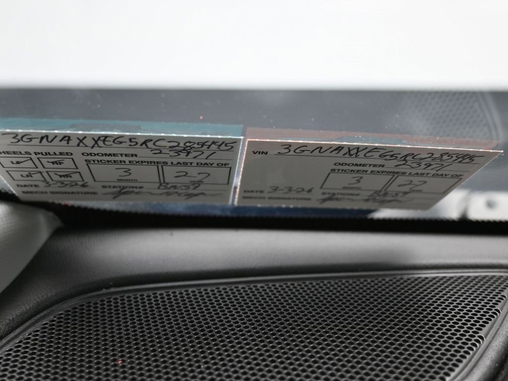 Used 2024 Chevrolet Equinox Premier image 10