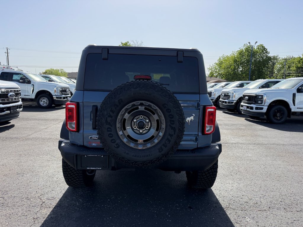 New 2024 Ford Bronco Black Diamond AWD/4WD image 7