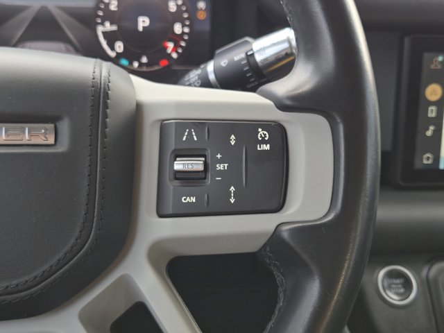 Used 2020 Land Rover Defender 110 HSE image 25