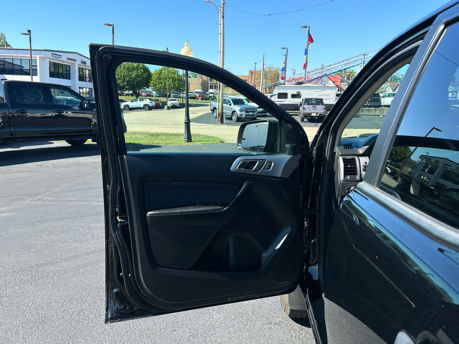 Used 2021 Ford Ranger XLT w/ Equipment Group 301A Mid image 15