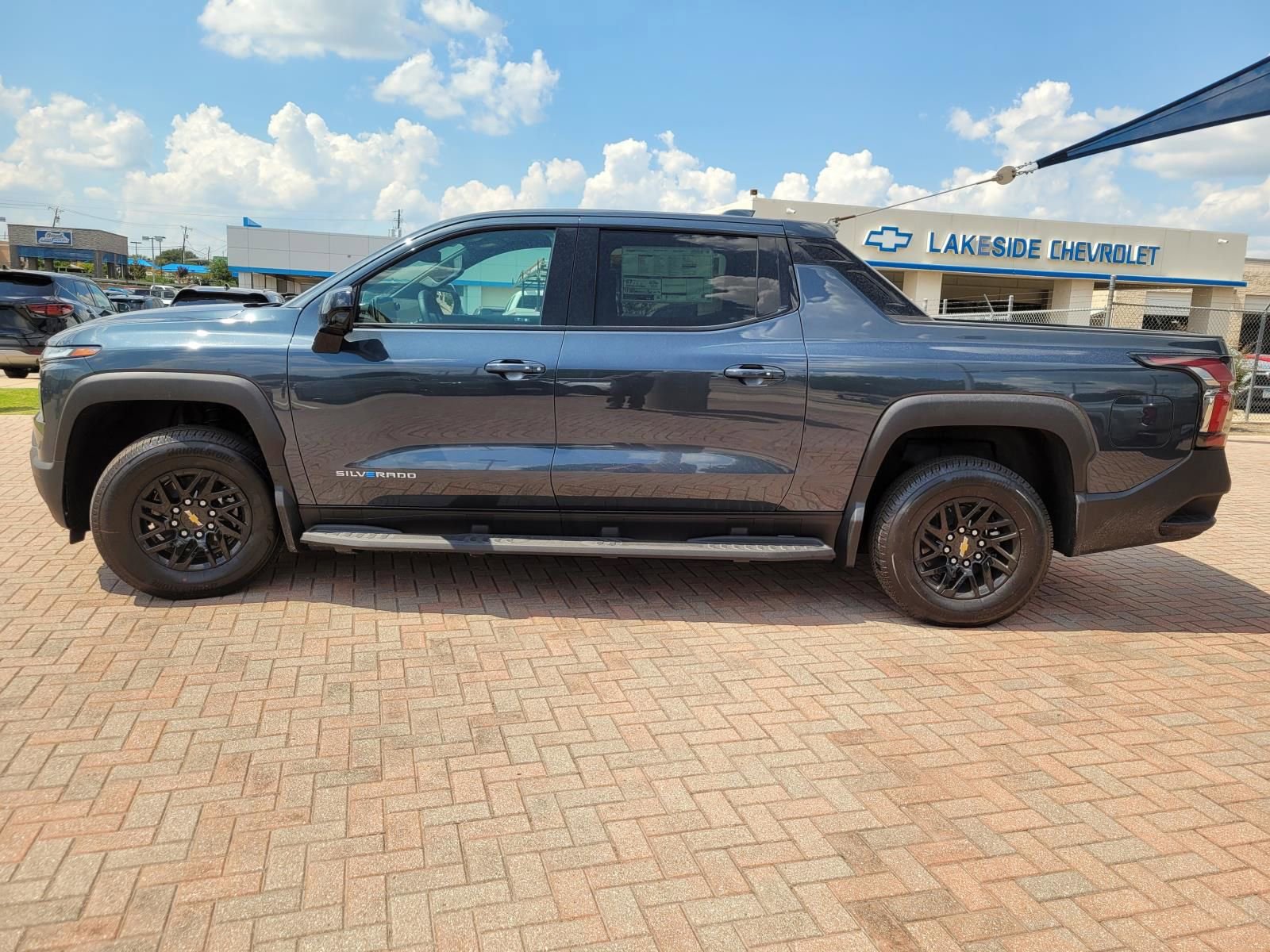 New 2026 Chevrolet Silverado EV LT AWD/4WD video 2