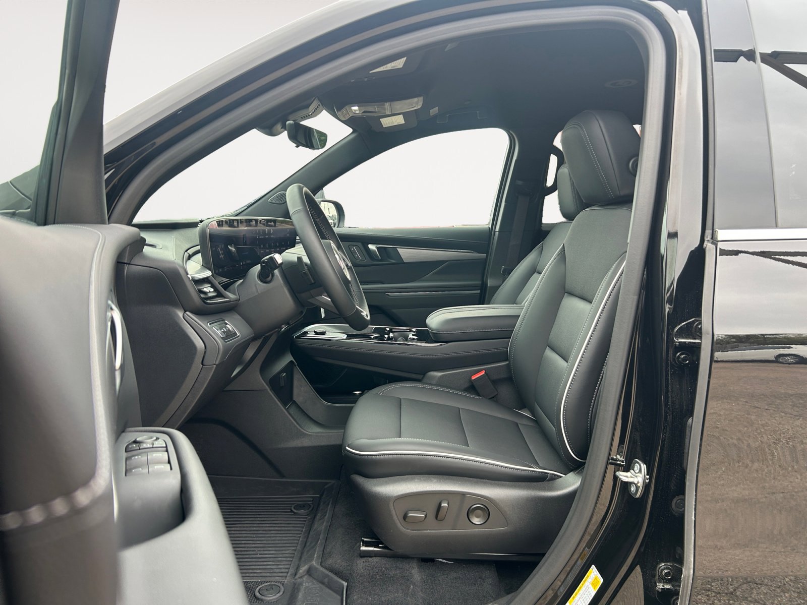 New 2026 Buick Enclave Preferred w/ Power Package image 22
