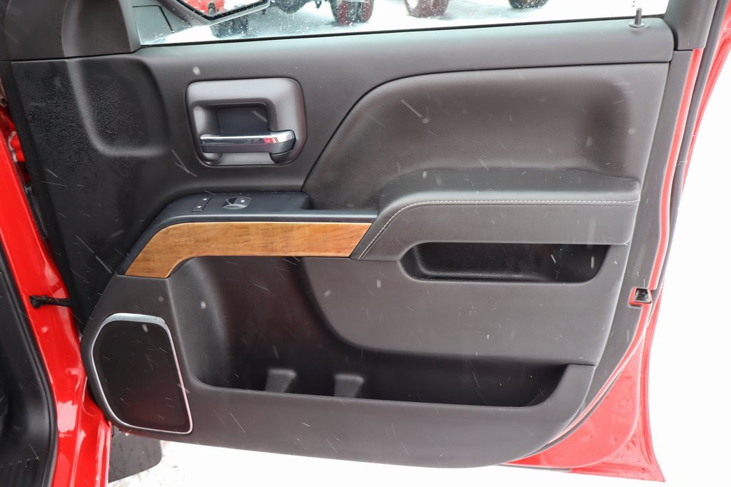 Used 2018 Chevrolet Silverado 1500 LTZ image 22