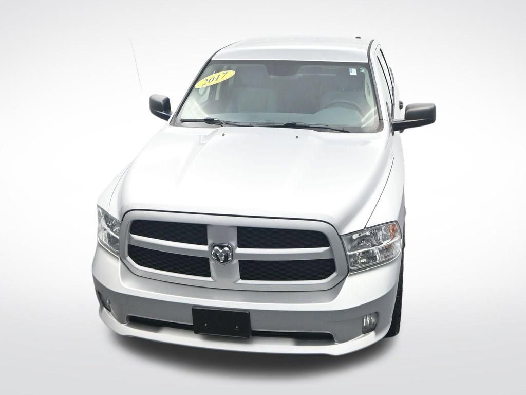 Used 2017 RAM 1500 Express AWD/4WD image 22