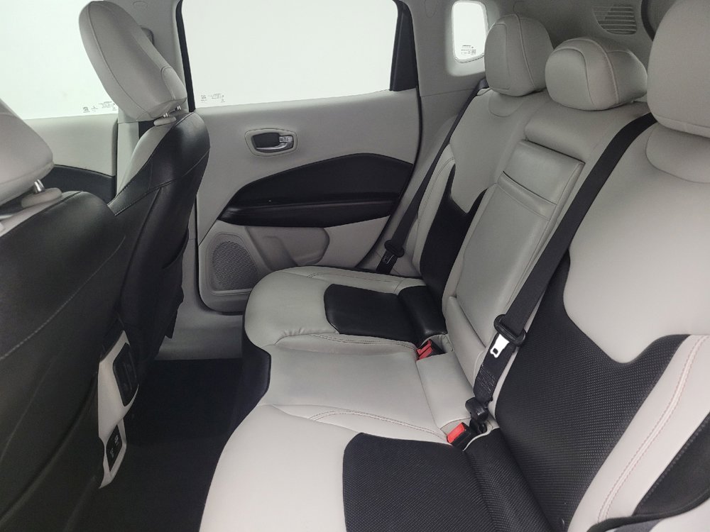 Used 2018 Jeep Compass Limited w/ Navigation Group FWD image 18