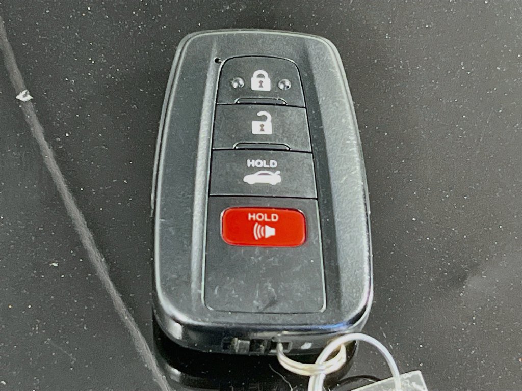 Used 2020 Toyota Avalon Limited w/ Advanced Safety Package FWD image 33