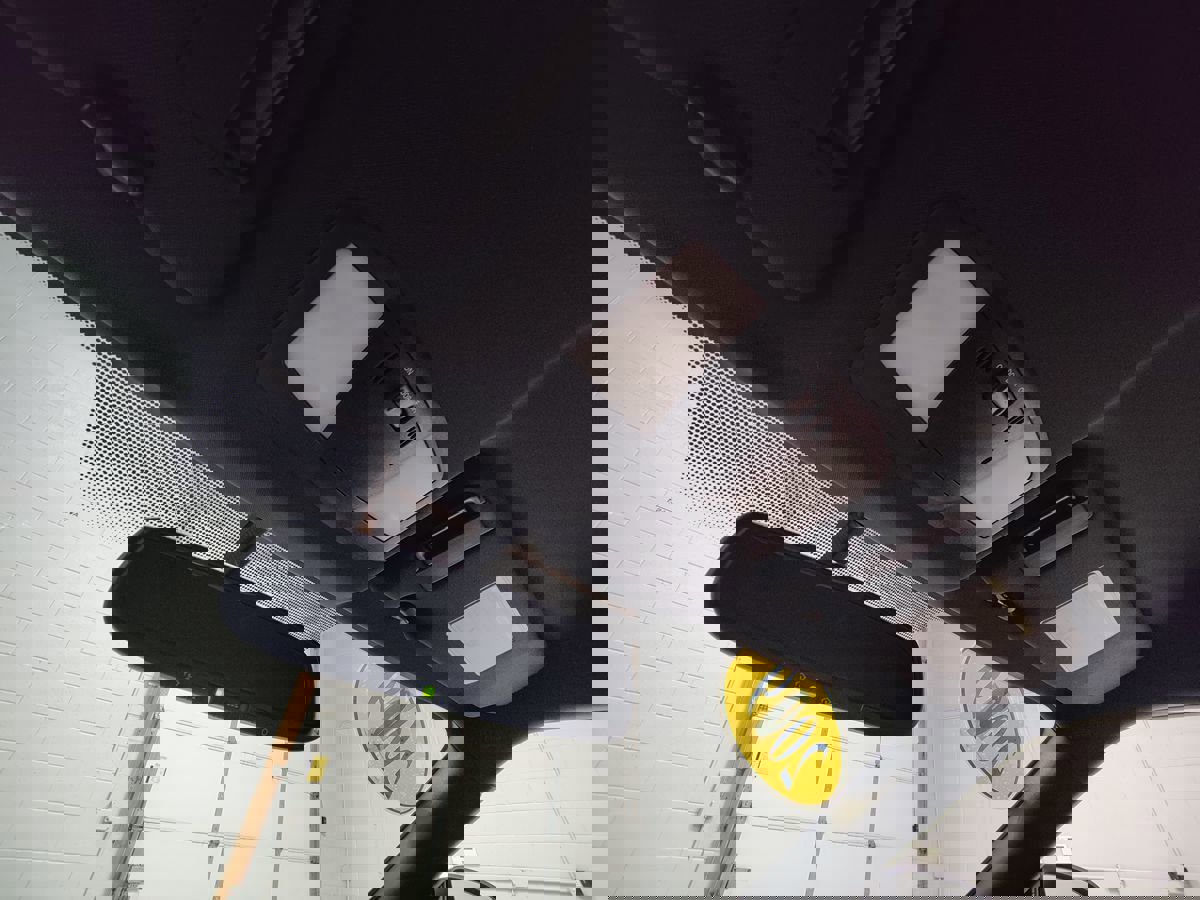 Used 2009 Nissan 370Z Touring image 32