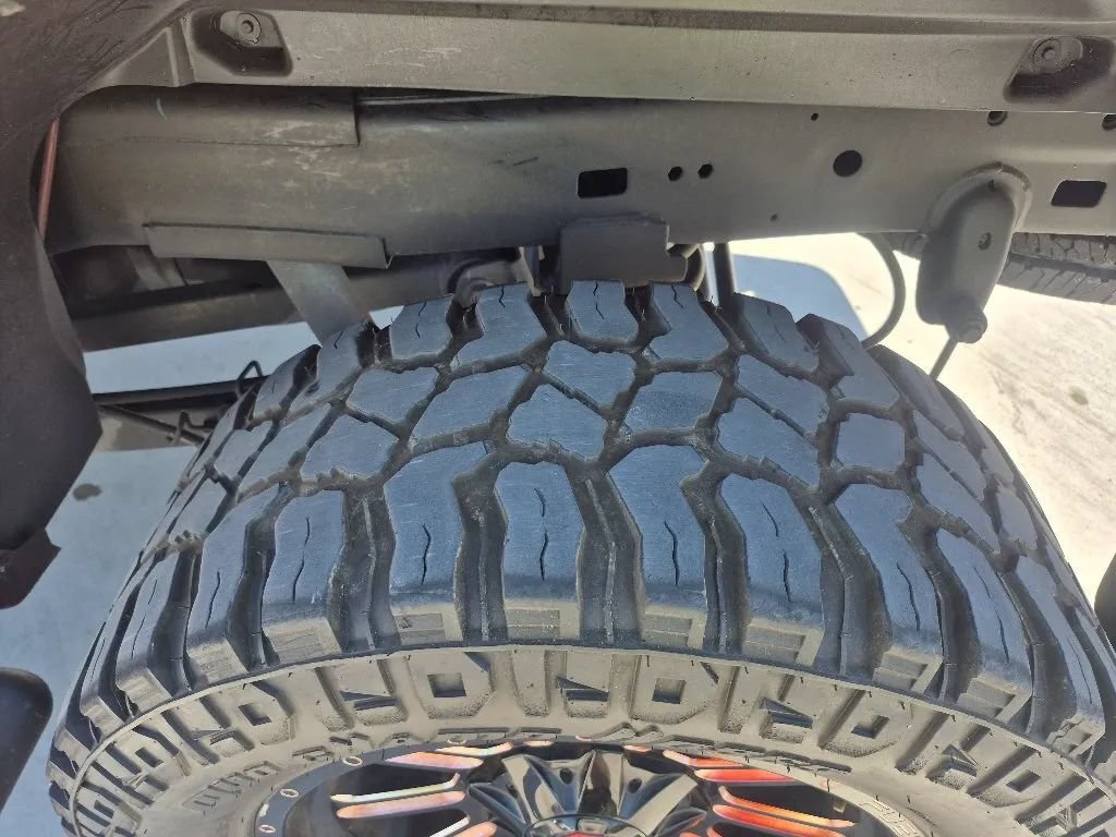 Used 2018 RAM 2500 Laramie w/ Sport Appearance Group AWD/4WD image 11