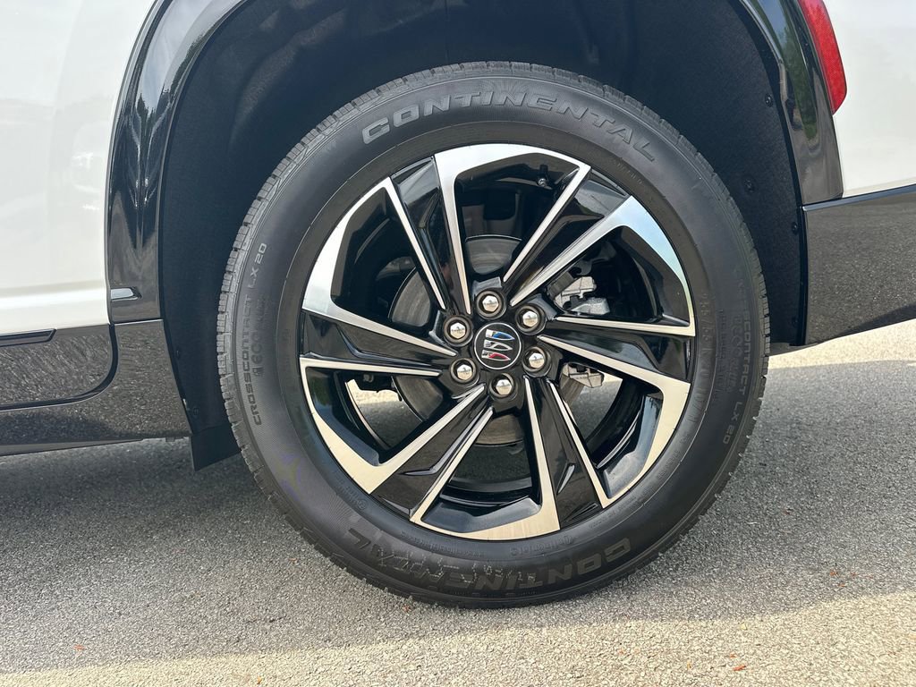 New 2026 Buick Enclave Sport Touring w/ Power Package FWD image 20