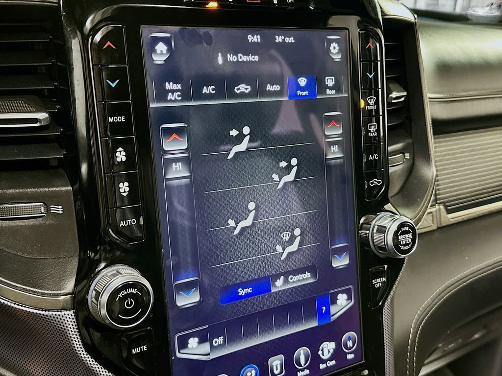 Used 2020 RAM 3500 Limited image 16