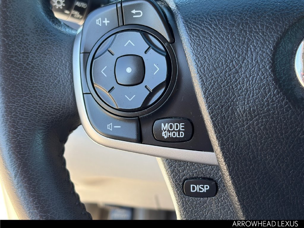 Used 2012 Toyota Camry XLE w/ Leather Pkg FWD image 17