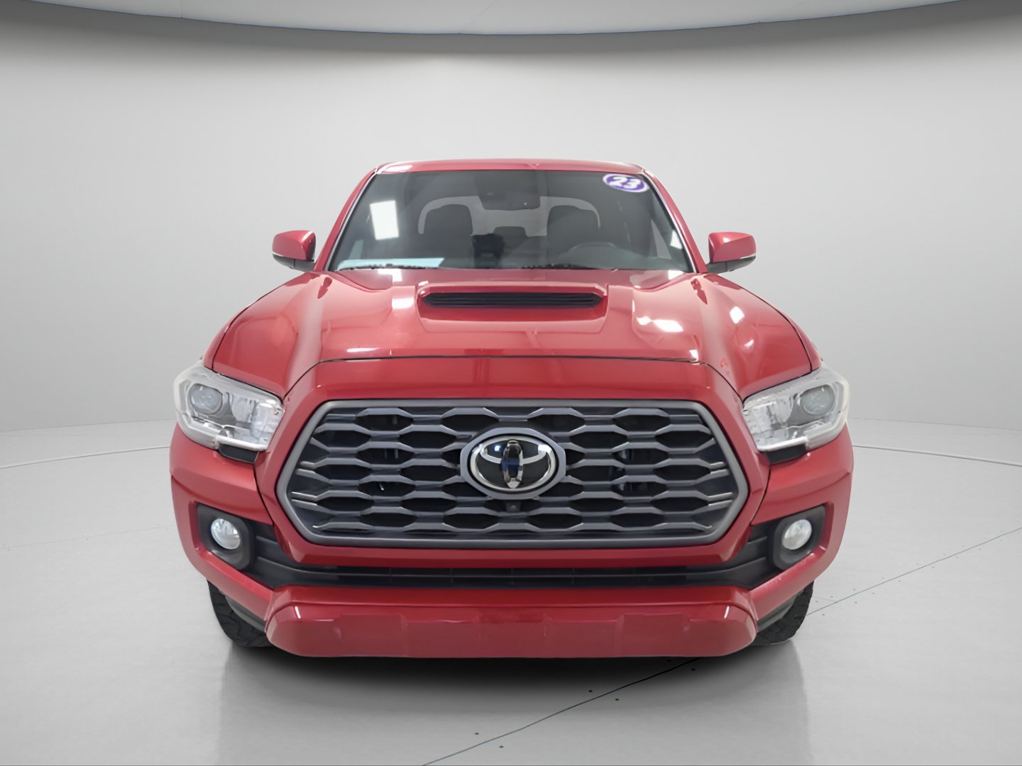 Used 2023 Toyota Tacoma TRD Sport w/ Advanced Technology Package AWD/4WD image 2