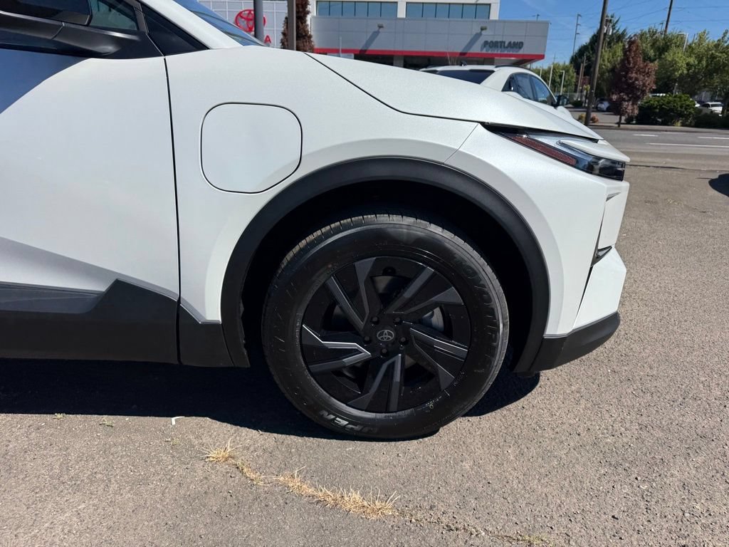 New 2026 Toyota C-HR AWD/4WD image 12