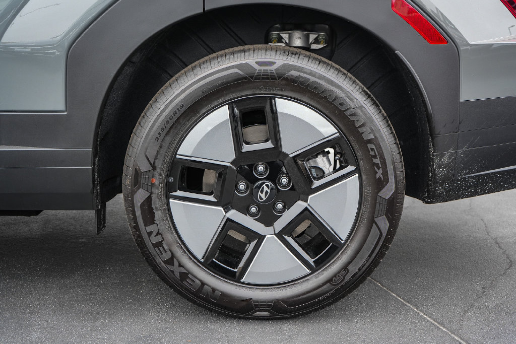 New 2026 Hyundai Santa Fe SE FWD image 10