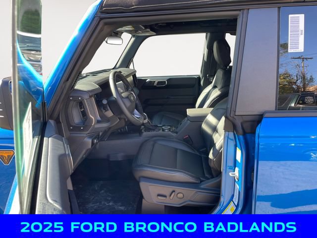 New 2025 Ford Bronco Badlands AWD/4WD image 9