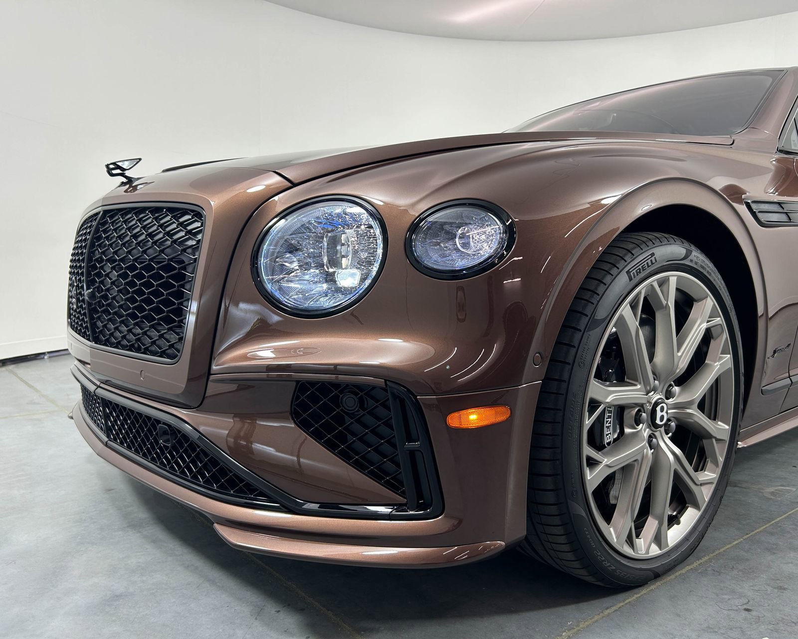 New 2026 Bentley Flying Spur Plug-In Hybrid AWD/4WD image 37