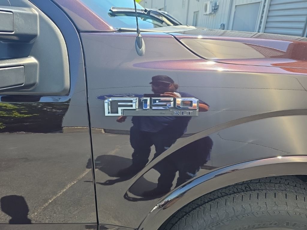 Used 2020 Ford F150 XLT w/ Equipment Group 302A Luxury AWD/4WD image 6