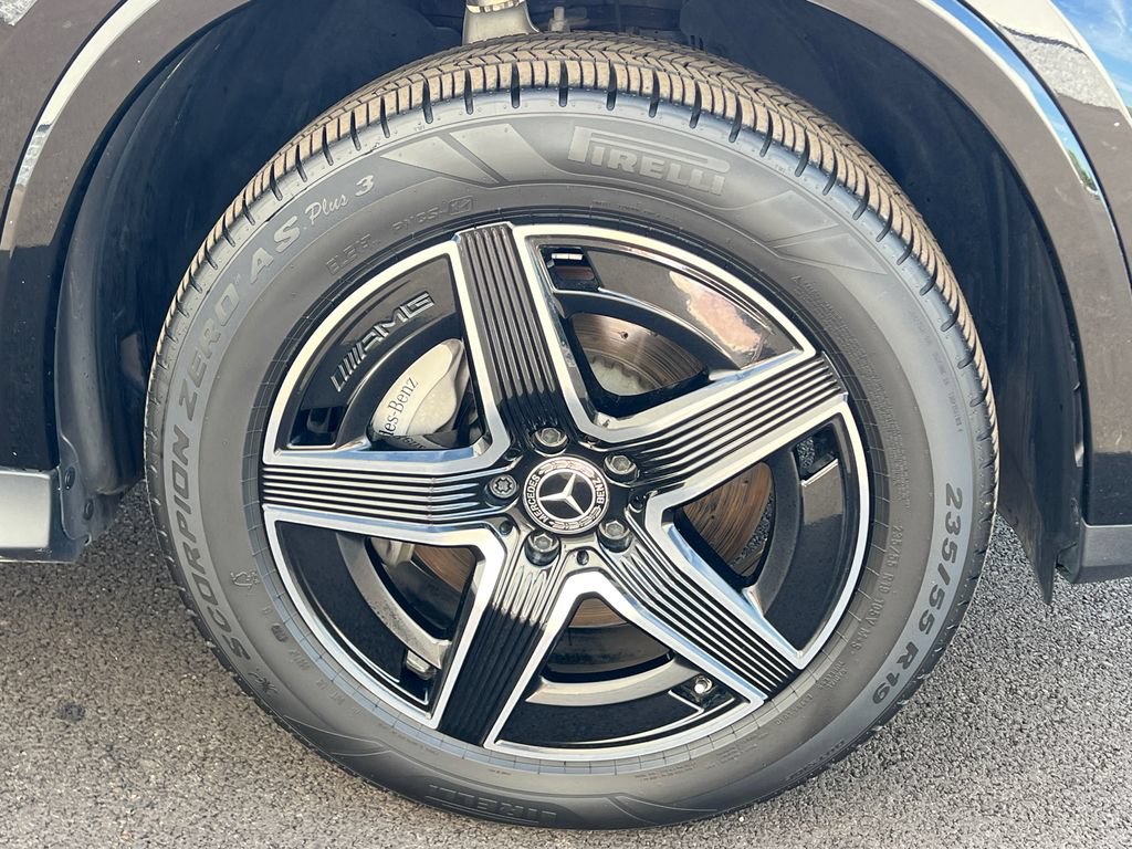 Used 2023 Mercedes-Benz GLC 300 4MATIC image 36