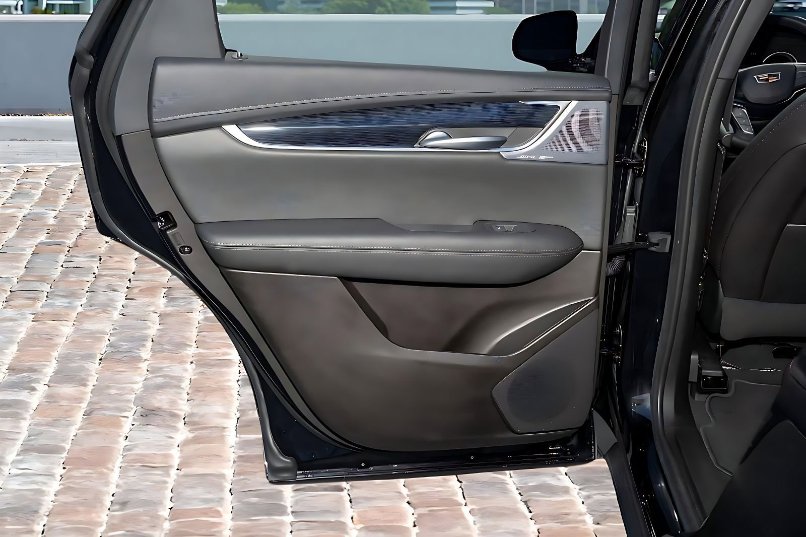 Used 2025 Cadillac XT5 Premium Luxury image 12