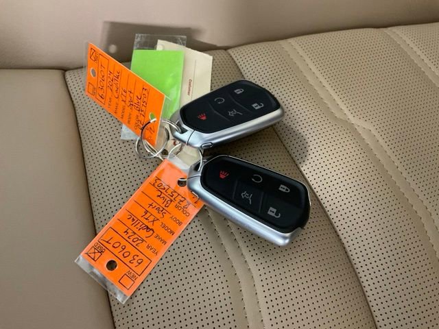 Used 2024 Cadillac XT6 Sport w/ Platinum Package image 42