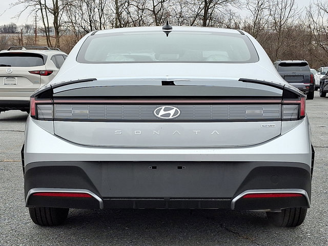 New 2026 Hyundai Sonata Blue FWD image 5