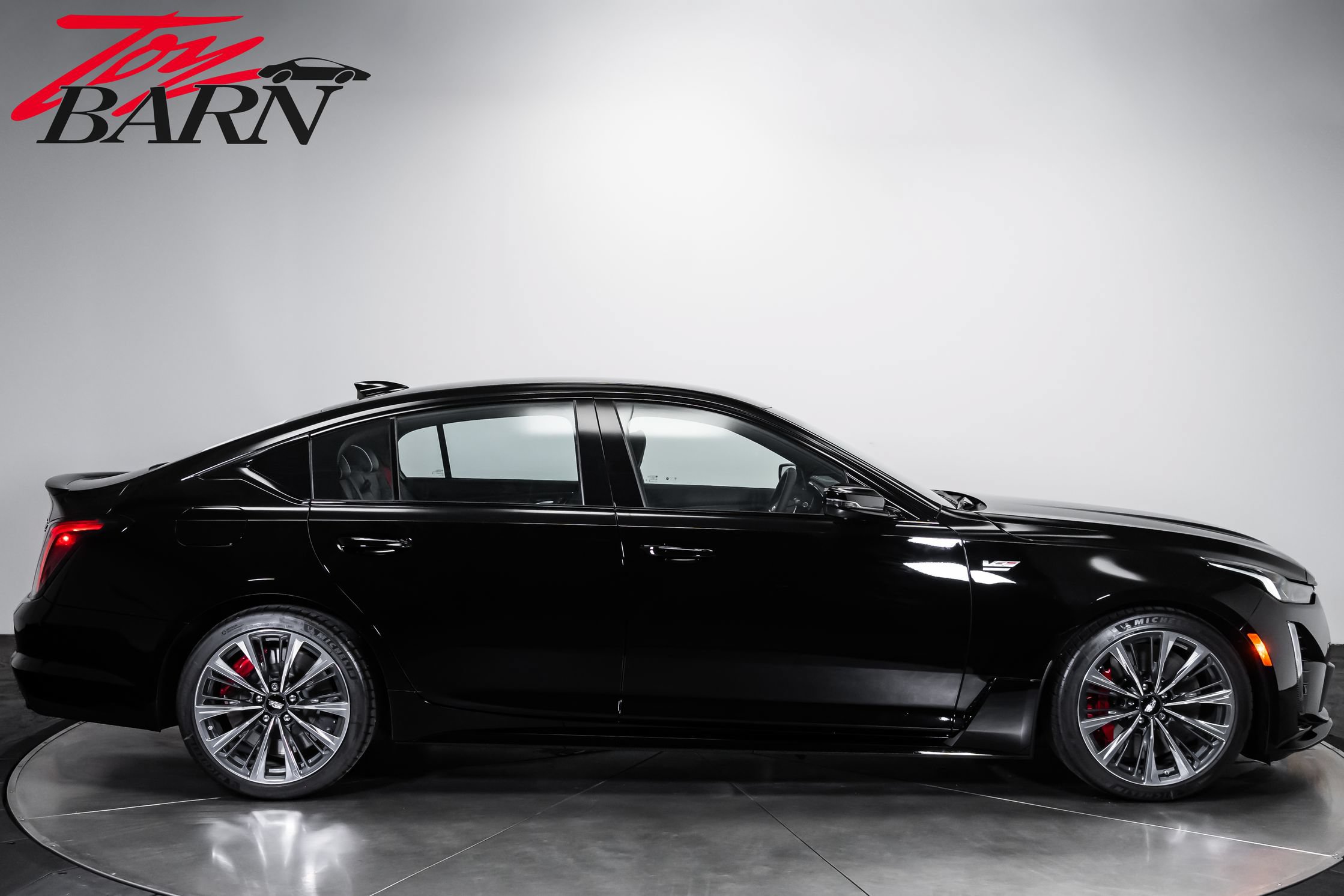 Used 2024 Cadillac CT5 V Blackwing w/ Driver Assist Package RWD image 6