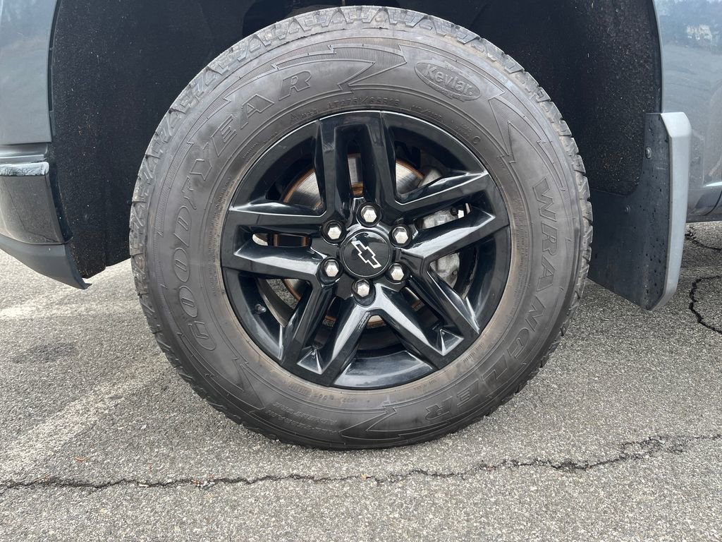 Used 2021 Chevrolet Silverado 1500 LT Trail Boss w/ Convenience Package II image 6