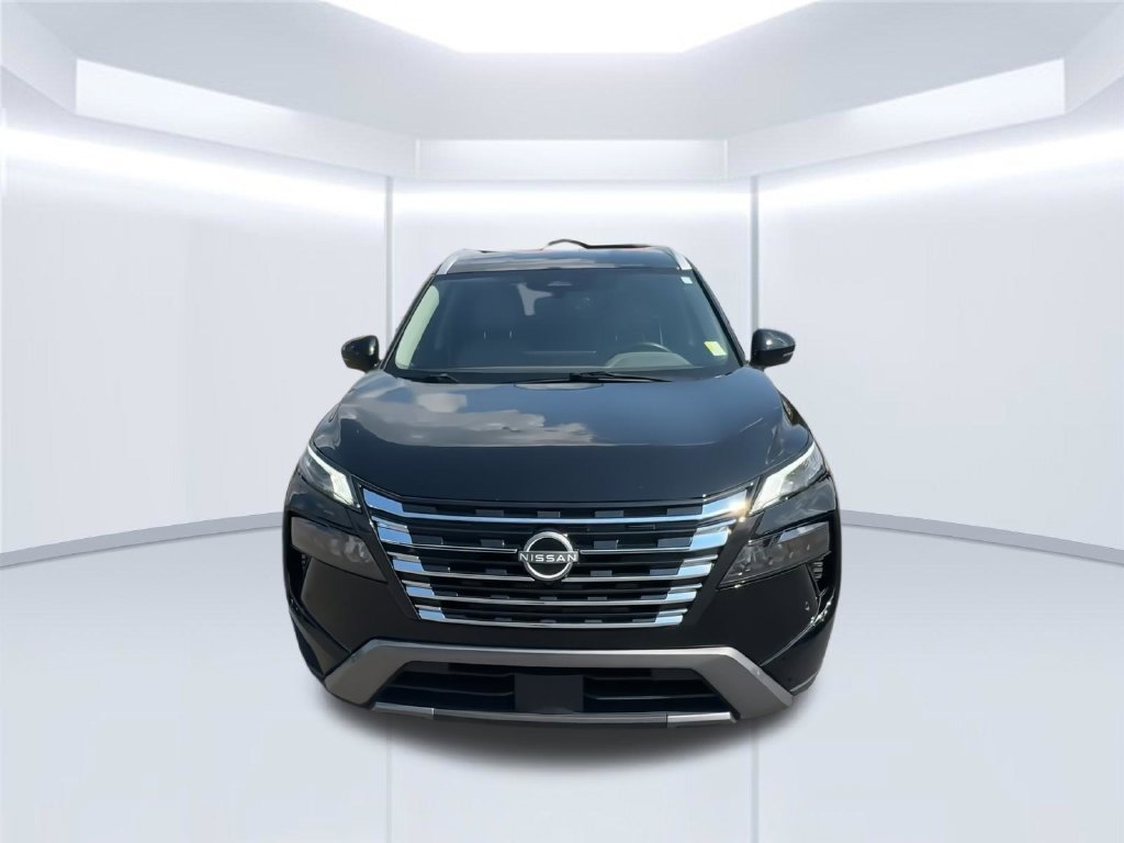Used 2025 Nissan Rogue SL FWD image 4