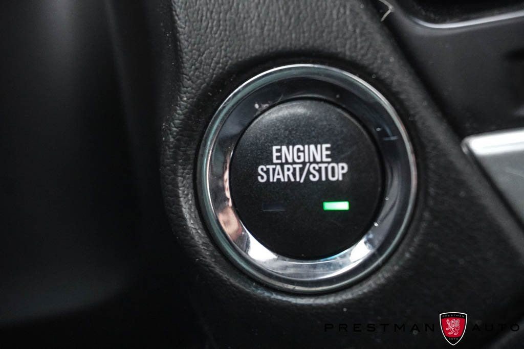 Used 2018 Chevrolet Tahoe Premier AWD/4WD image 32