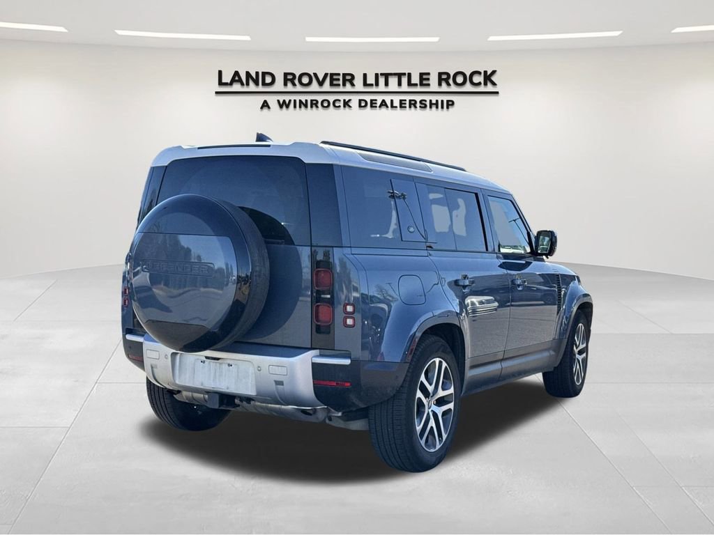 Used 2024 Land Rover Defender 110 S image 2