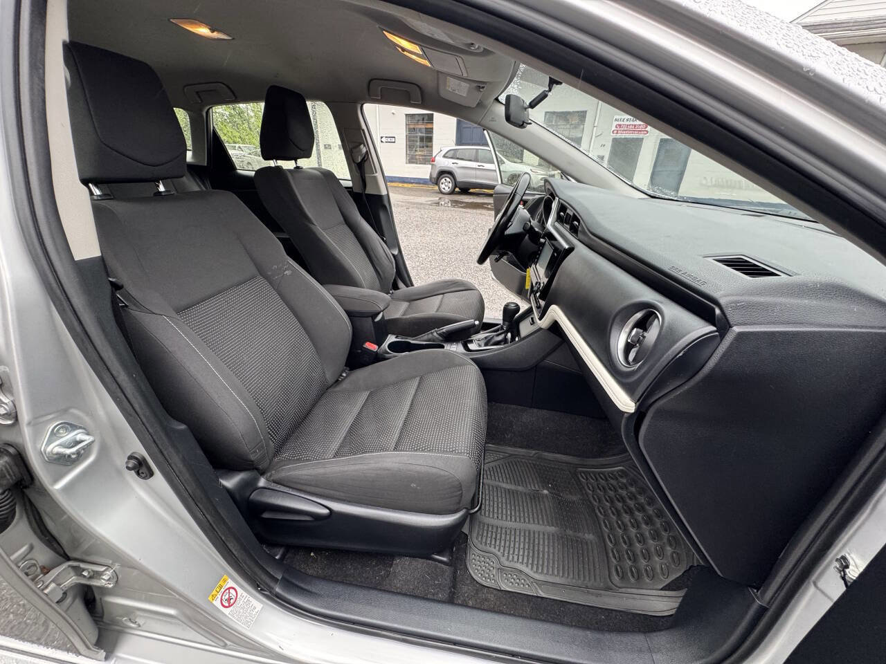 Used 2016 Scion iM Base 4dr Hatchback CVT image 41