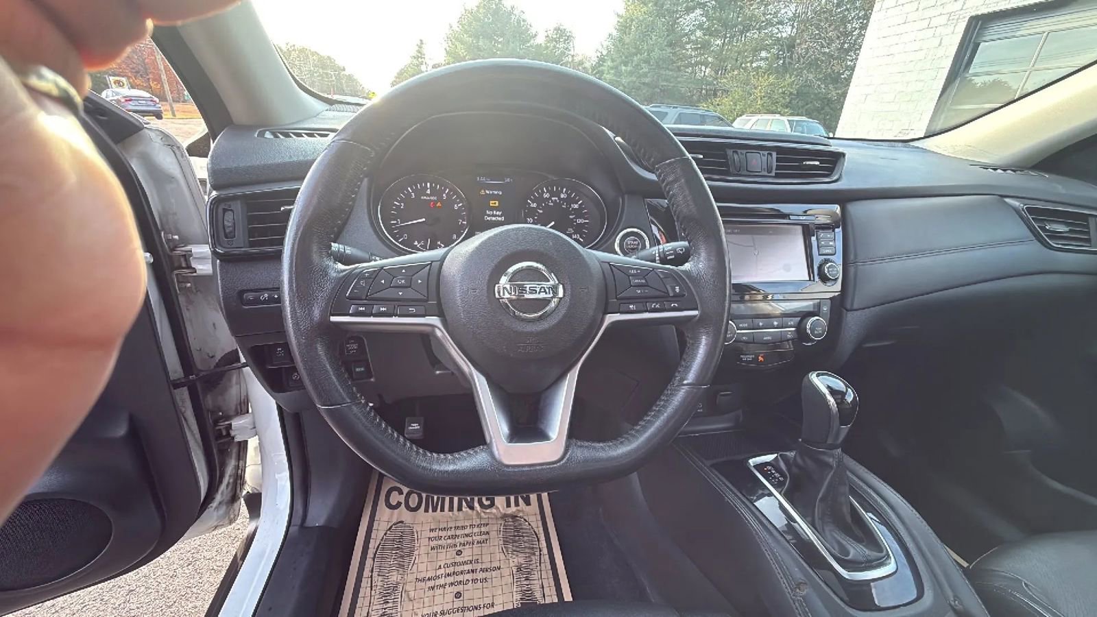 Used 2017 Nissan Rogue SL w/ SL Premium Package image 63