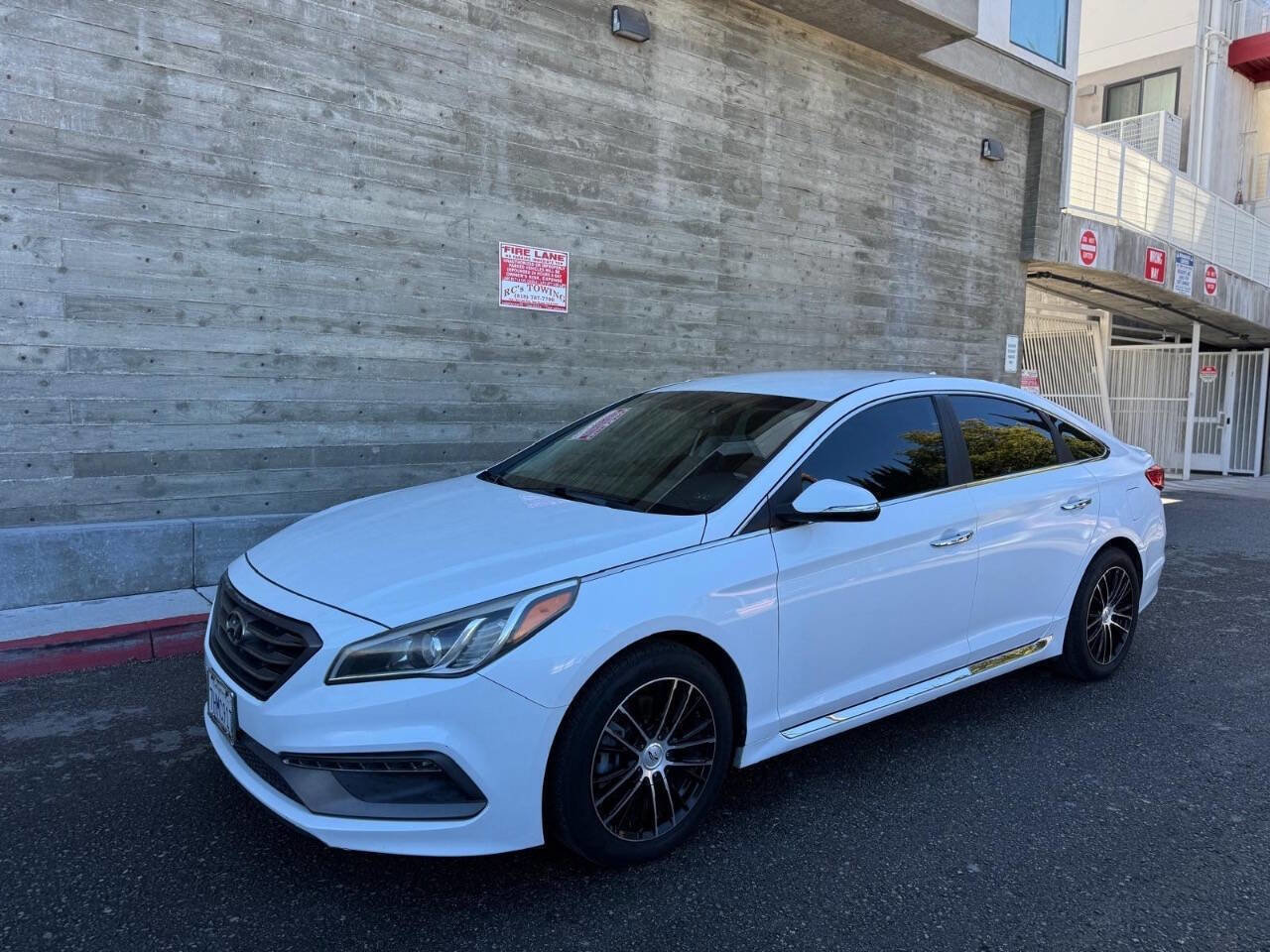 Used 2015 Hyundai Sonata Sport w/ Option Group 03