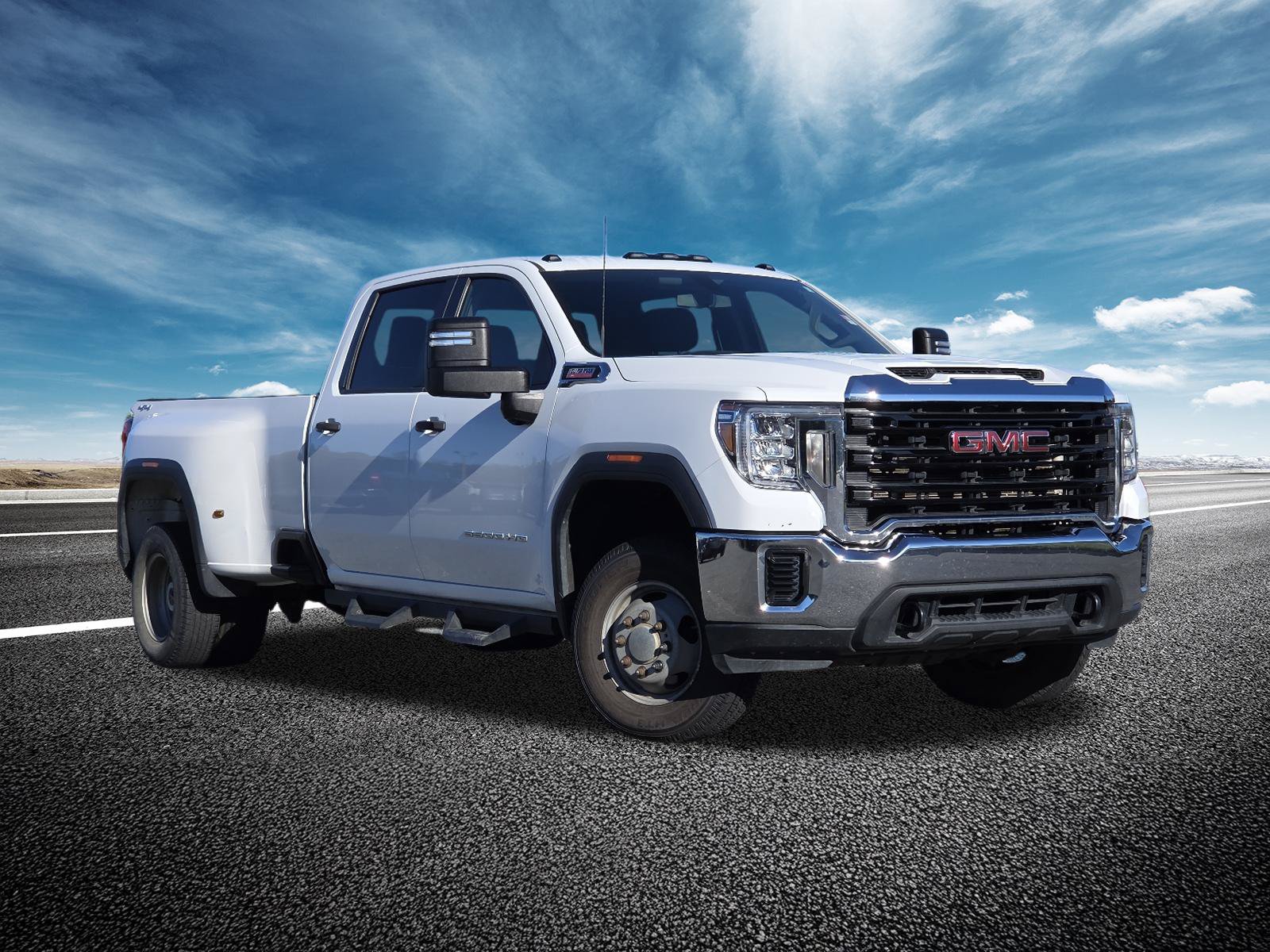 Used 2023 GMC Sierra 3500 Pro w/ Gooseneck/5TH Wheel Package AWD/4WD image 2