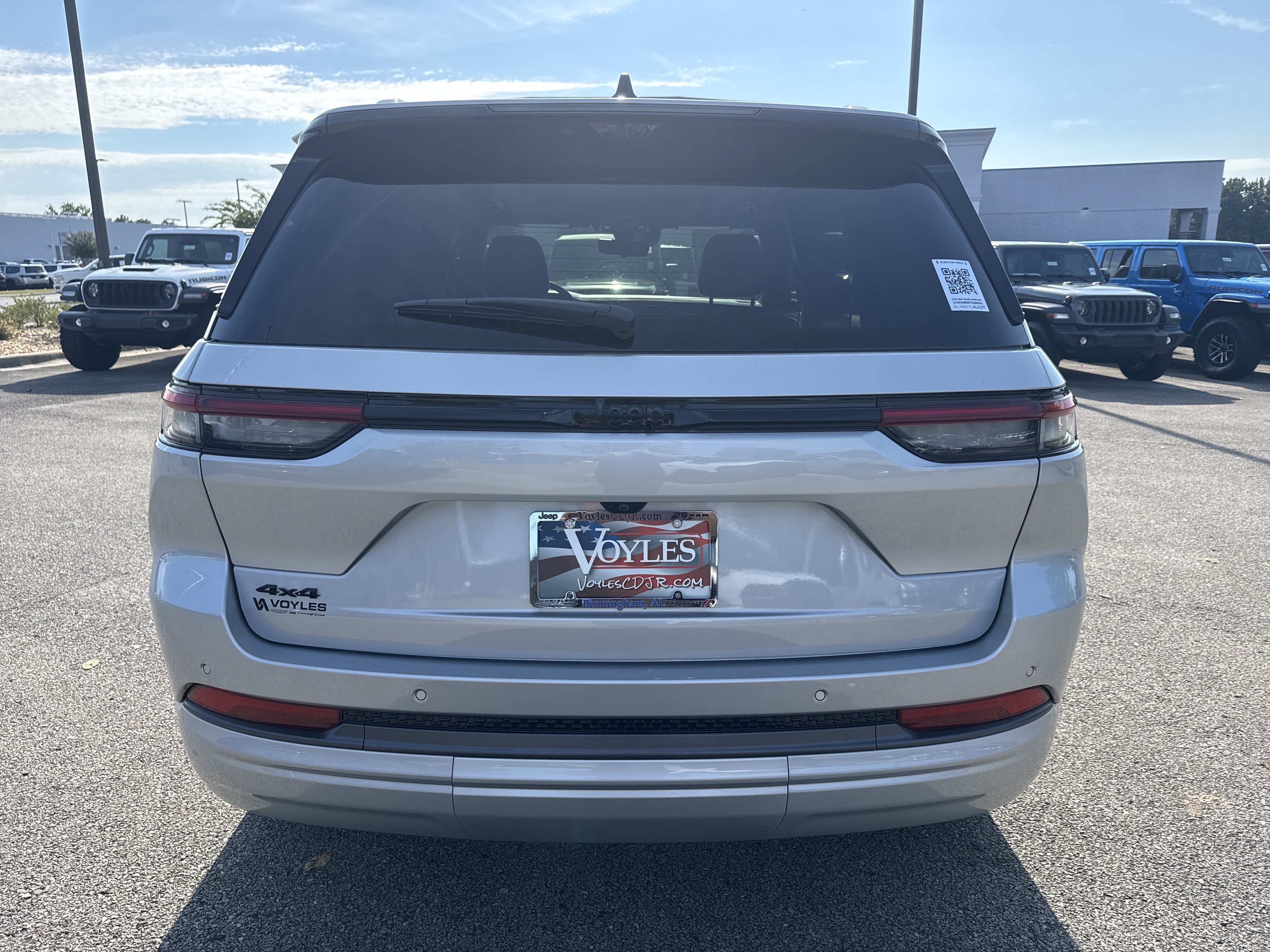 New 2026 Jeep Grand Cherokee Limited AWD/4WD image 6