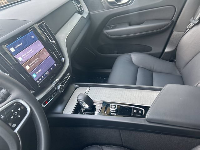 Certified 2025 Volvo XC60 B5 Plus AWD/4WD image 19