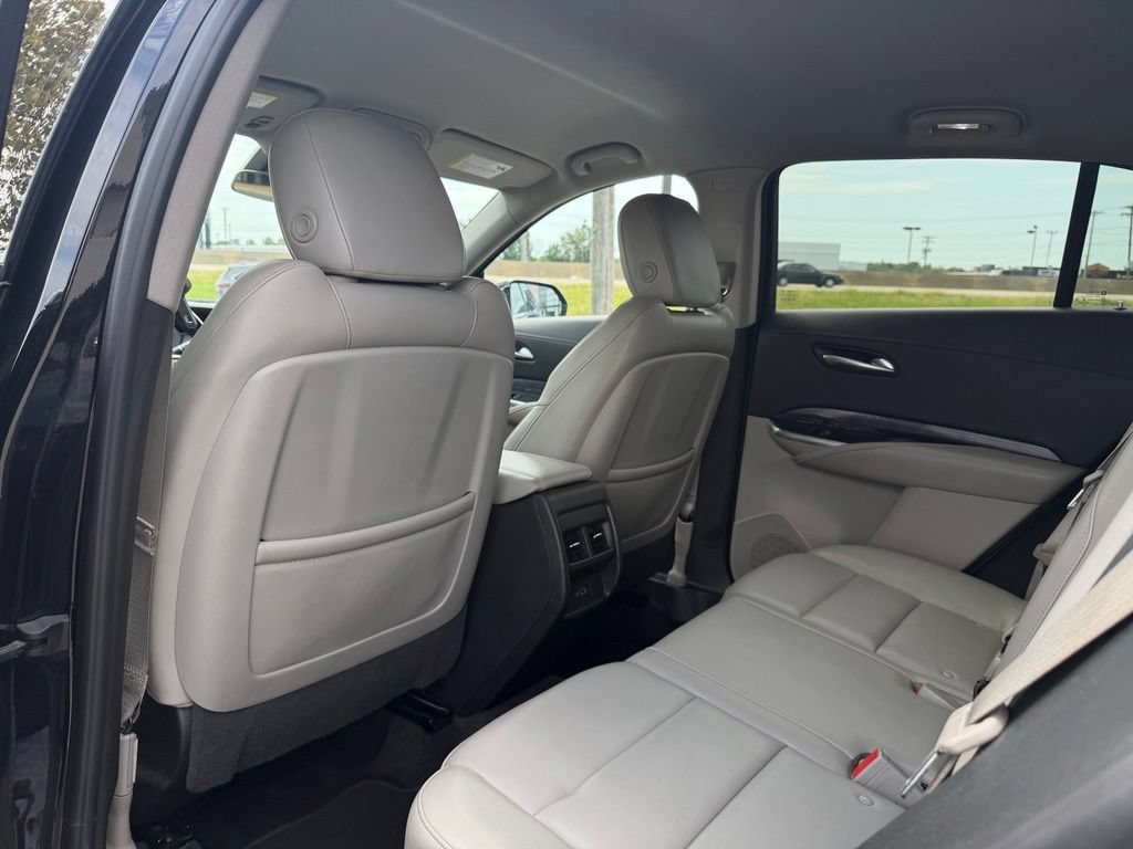 Used 2022 Cadillac XT4 Luxury FWD image 25