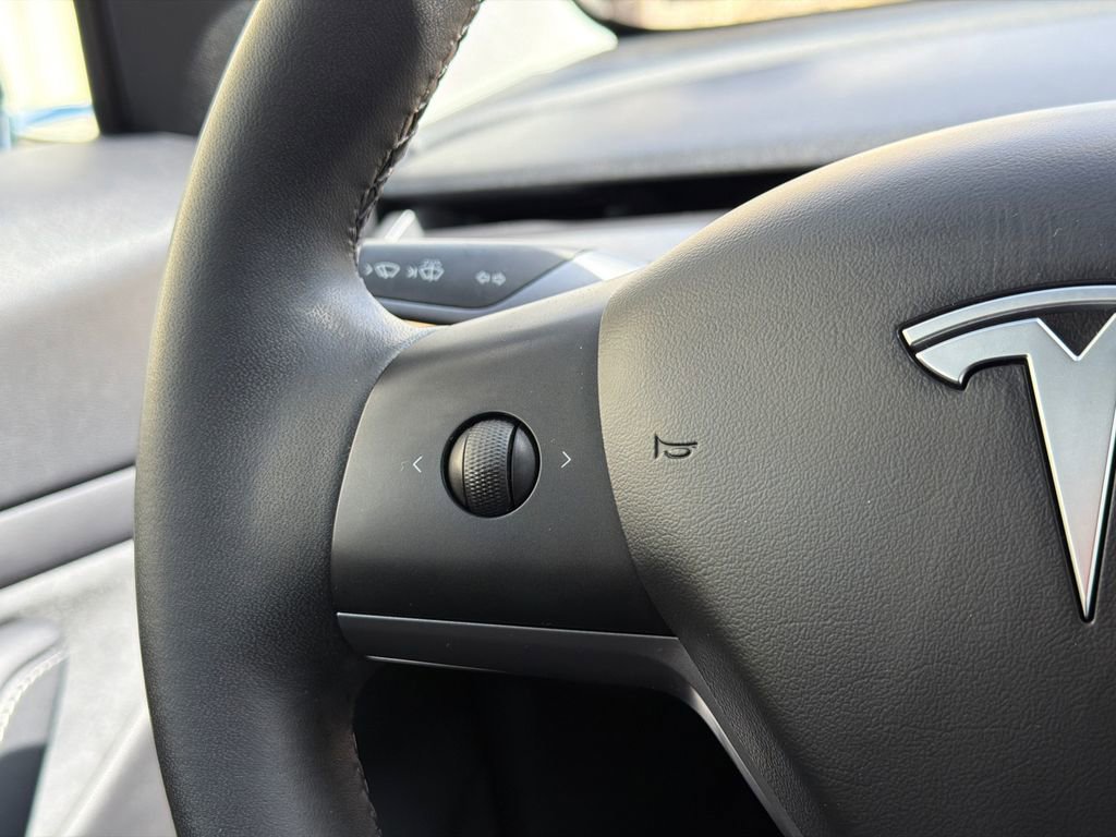 Used 2020 Tesla Model 3 Long Range image 21
