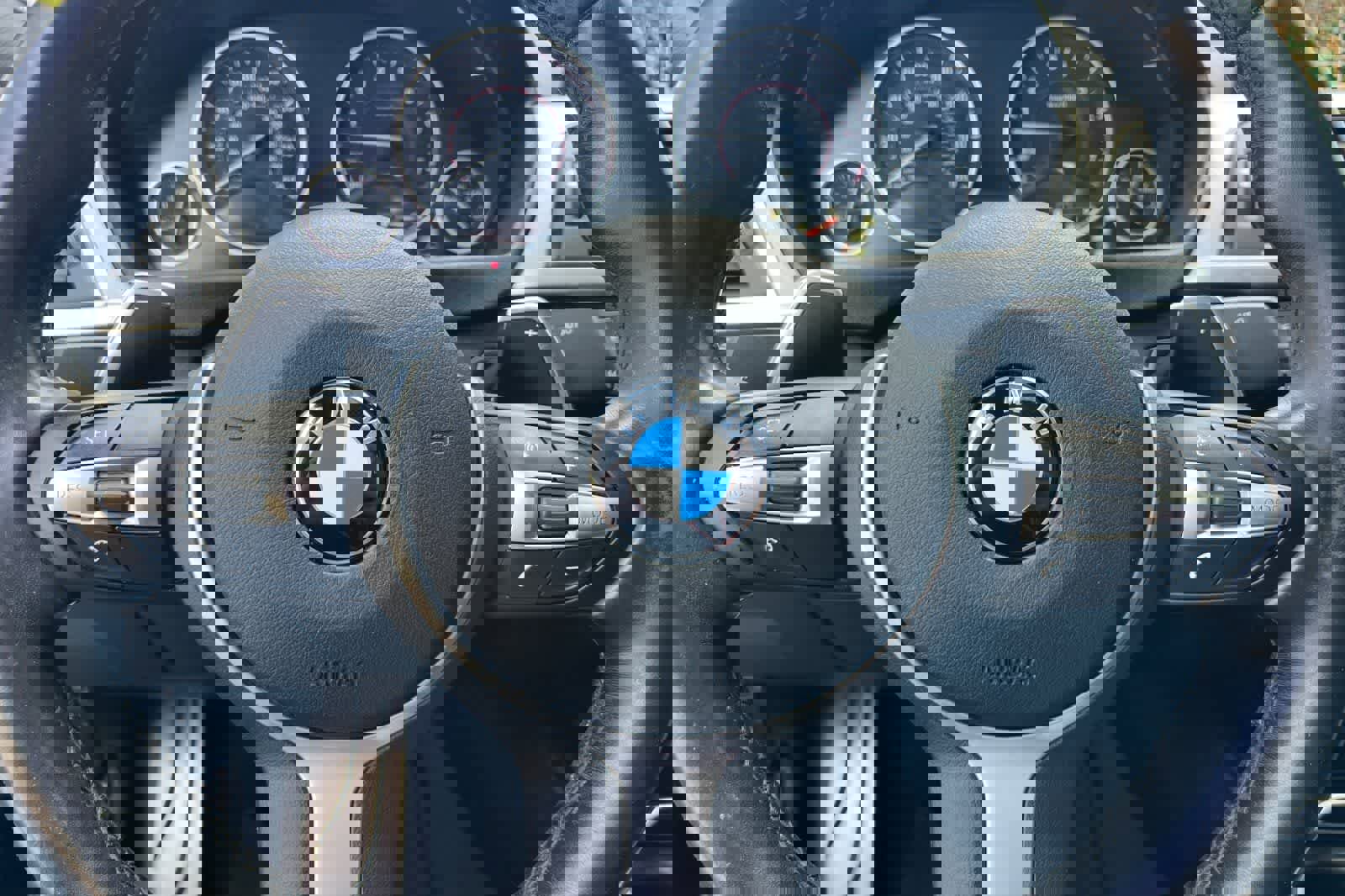 Used 2018 BMW 340i Sedan w/ Premium Package image 25