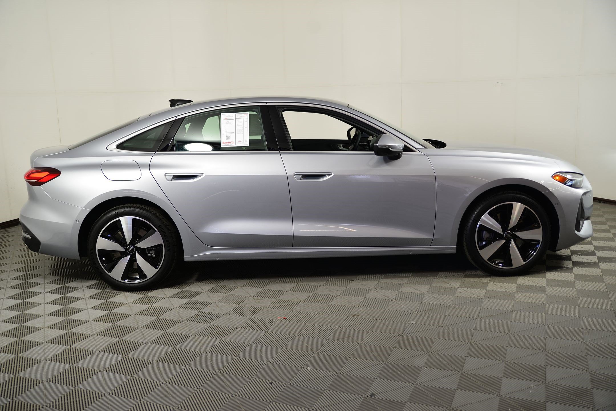 Used 2025 Audi A5 2.0T Premium Plus w/ Premium Plus AWD/4WD image 7